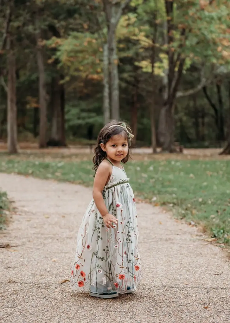  daminha de vestido estampado florido