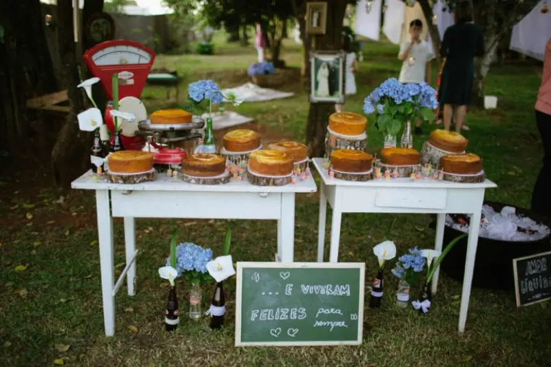 doce de casamento simples com bolos caseiros
