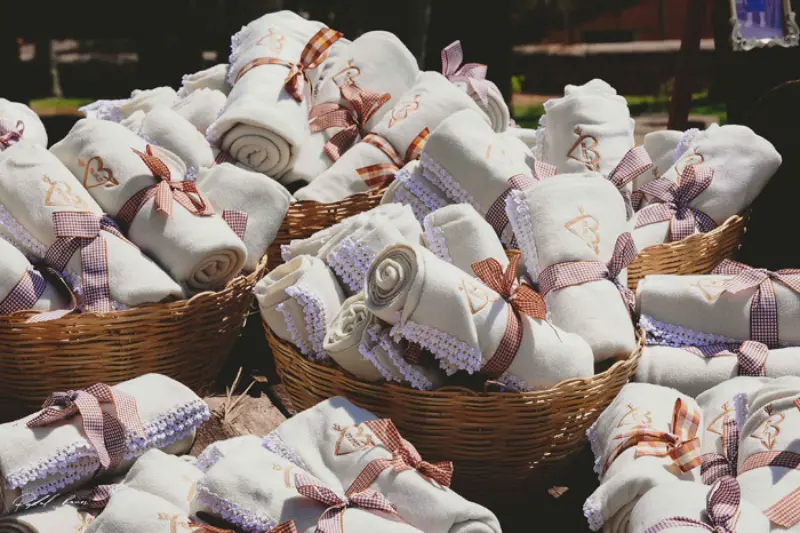 pashimira de lembrancinha de casamento no campo