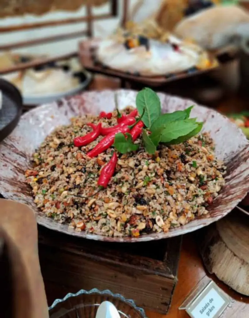 prato uma pa&ccedil;oca de carne de sol.