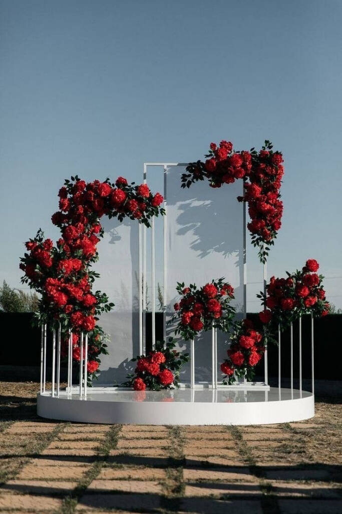 altar de casamento vermelho