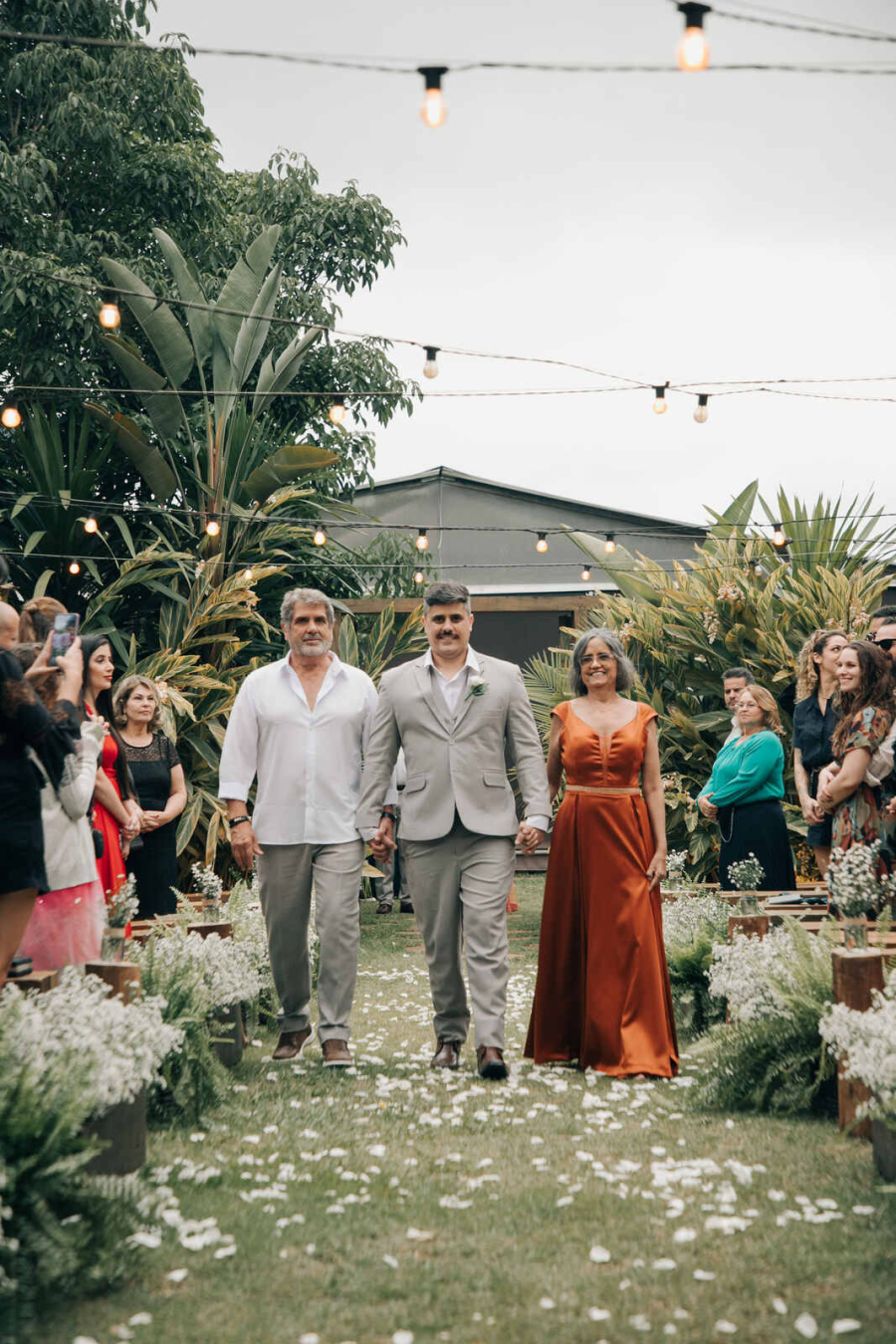 Inspiração de casamento verde e branco na Villa Mantova