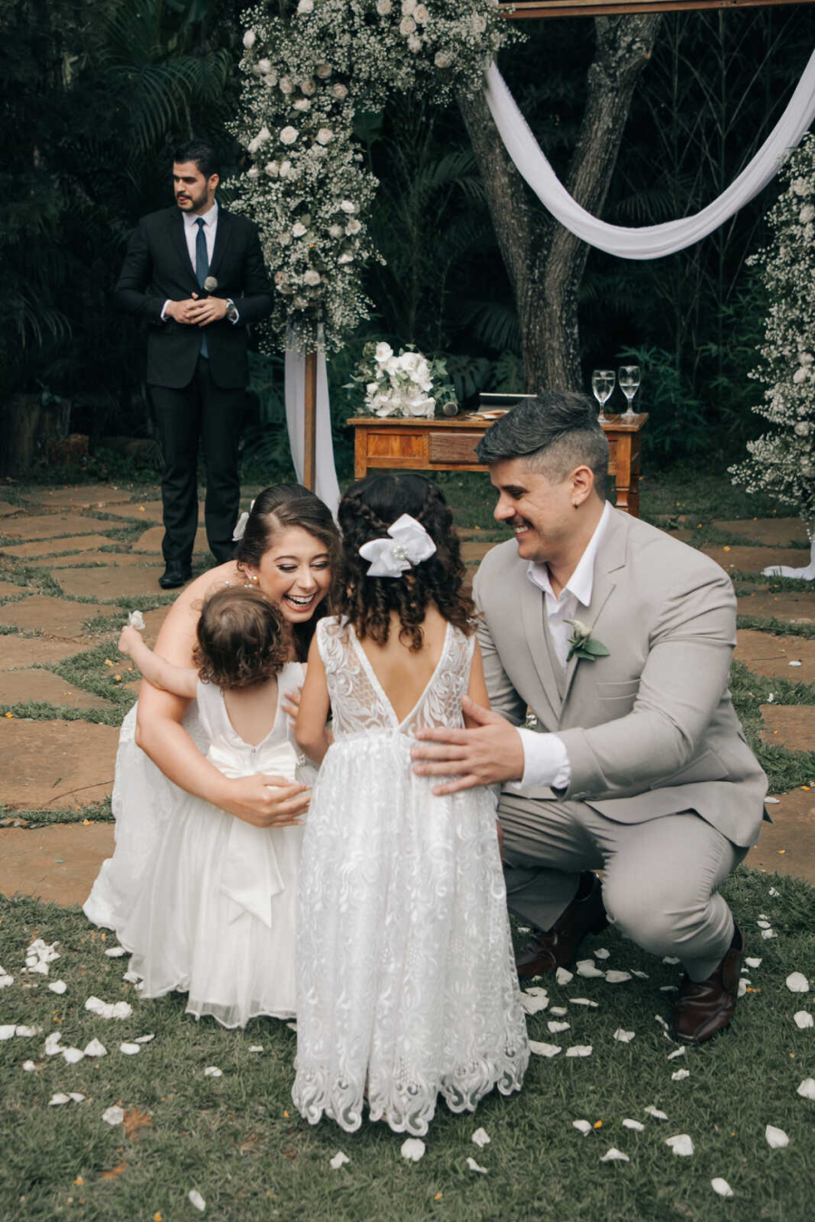 Inspiração de casamento verde e branco na Villa Mantova