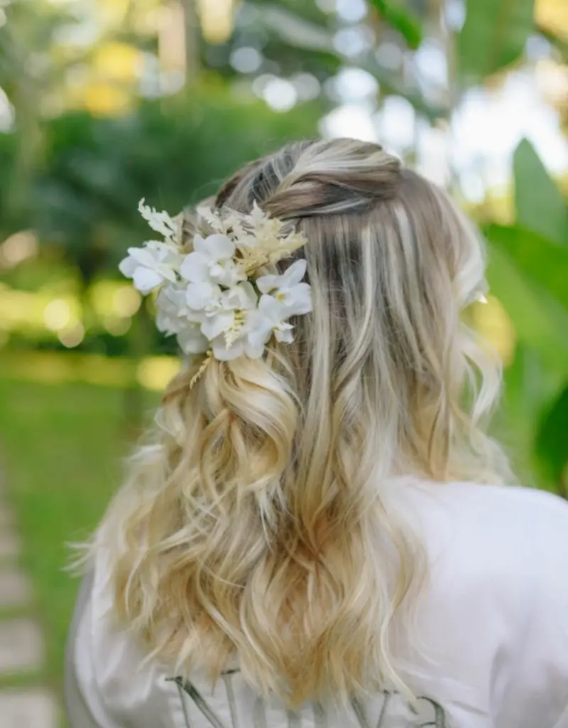  grinalda de noiva com flores naturais