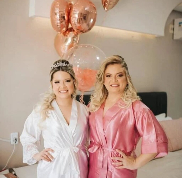 capa fornecedor: Madmozeller Robes