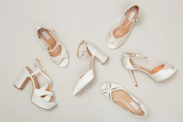 capa post: modelos diferentes da Durval Calçados