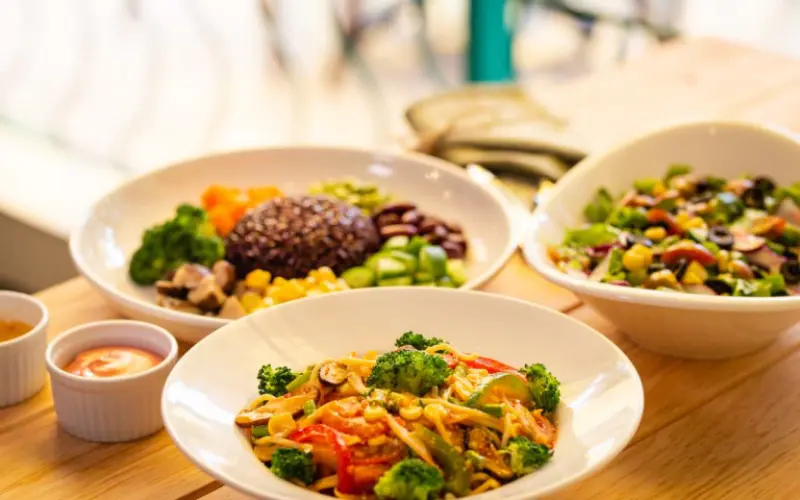 tr&ecirc;s op&ccedil;&otilde;es de pratos casamento vegetariano