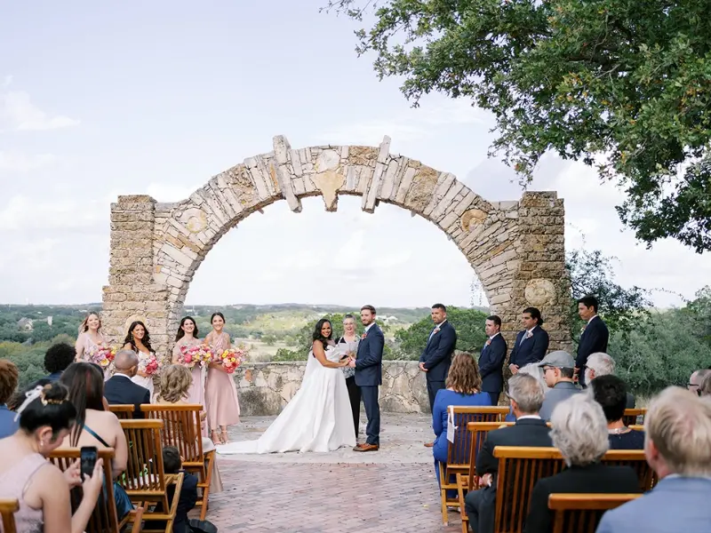 cerim&ocirc;nia de casamento ao ar livre