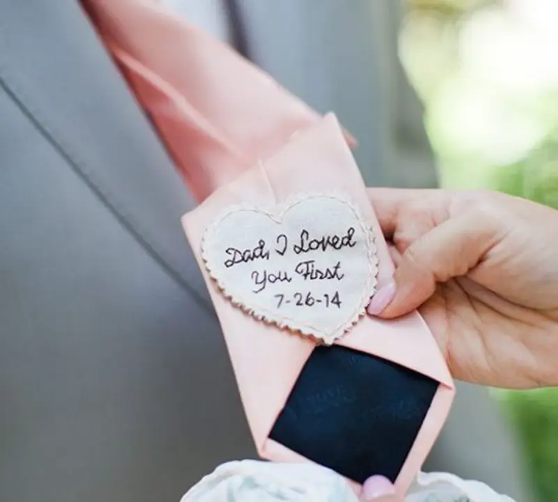 gravata com homenagem p&oacute;stuma