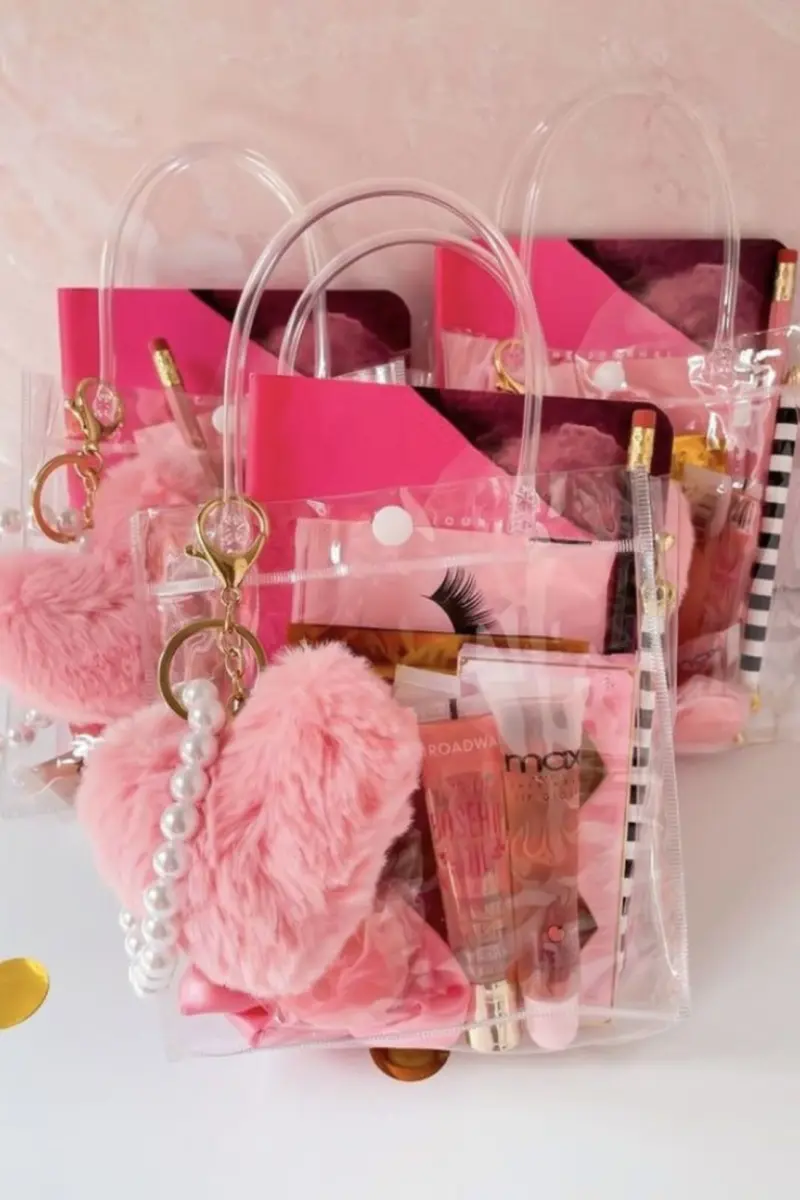 kit lembrancinhas para ch&aacute; de lingerie em sacola transparente