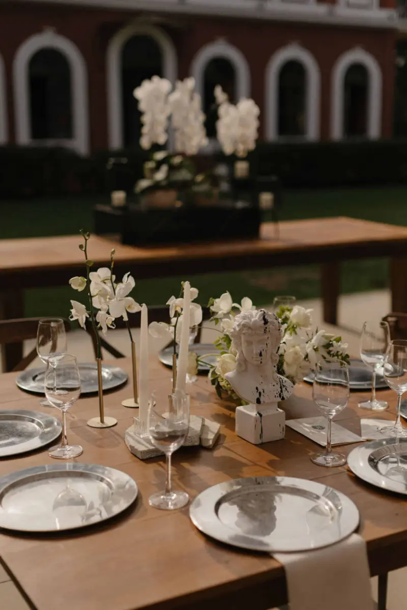 mesa posta estilo moderno