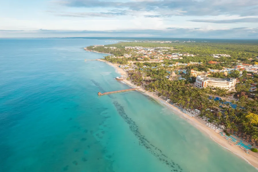 vista de cima da praia de punta cana