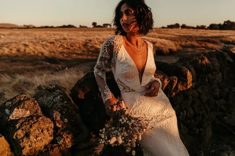 vestido de noiva boho no campo