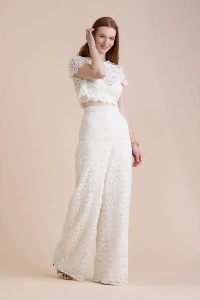 cal&ccedil;a e cropped de noiva