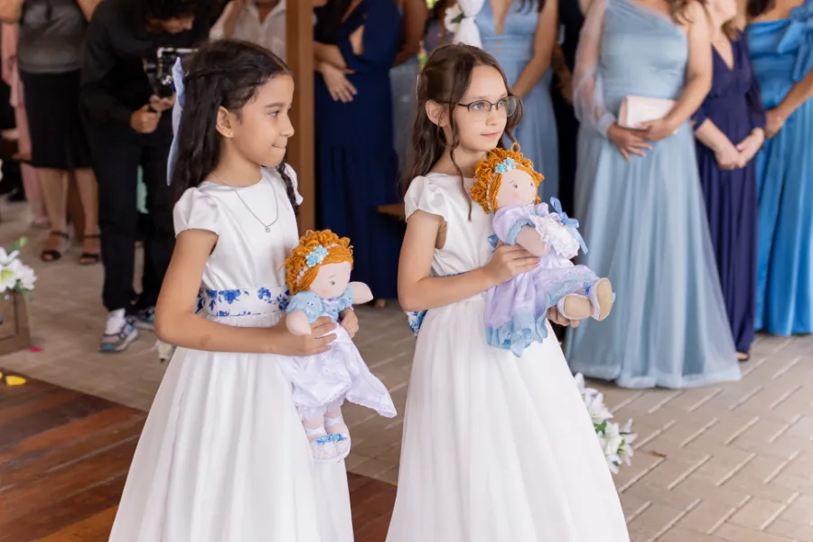 entrada das daminhas com bonecas