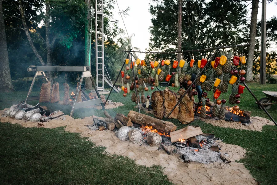 churrasco ao ar livre