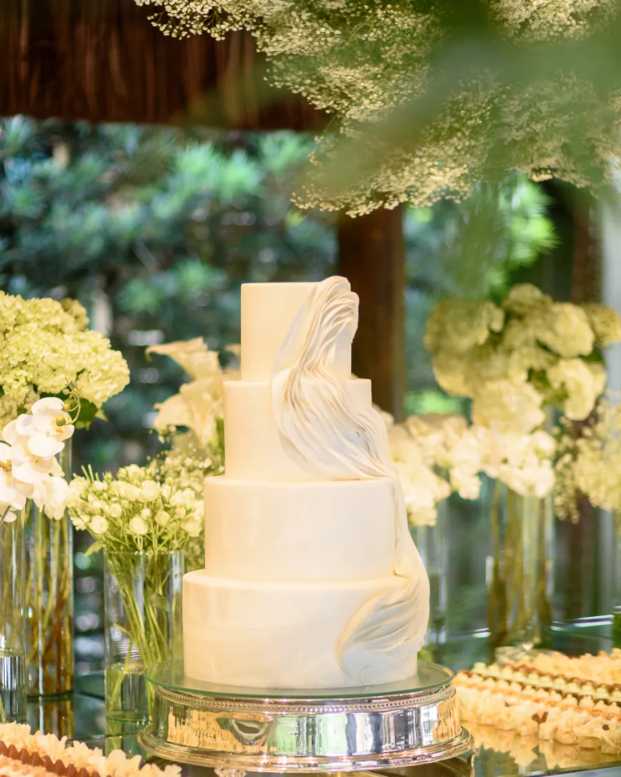 bolo de casamento branco