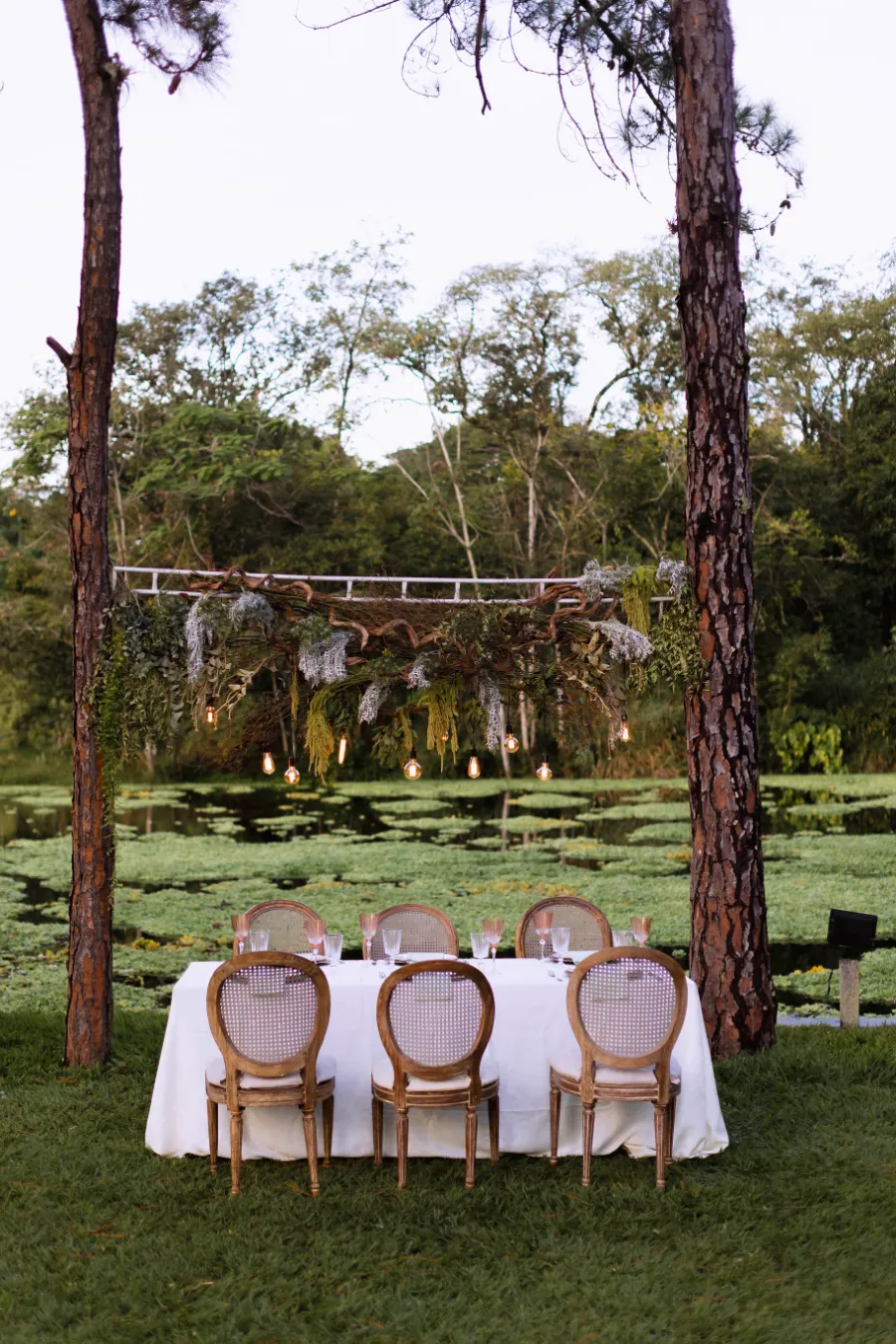 Renovação de votos romântica somente com o casal