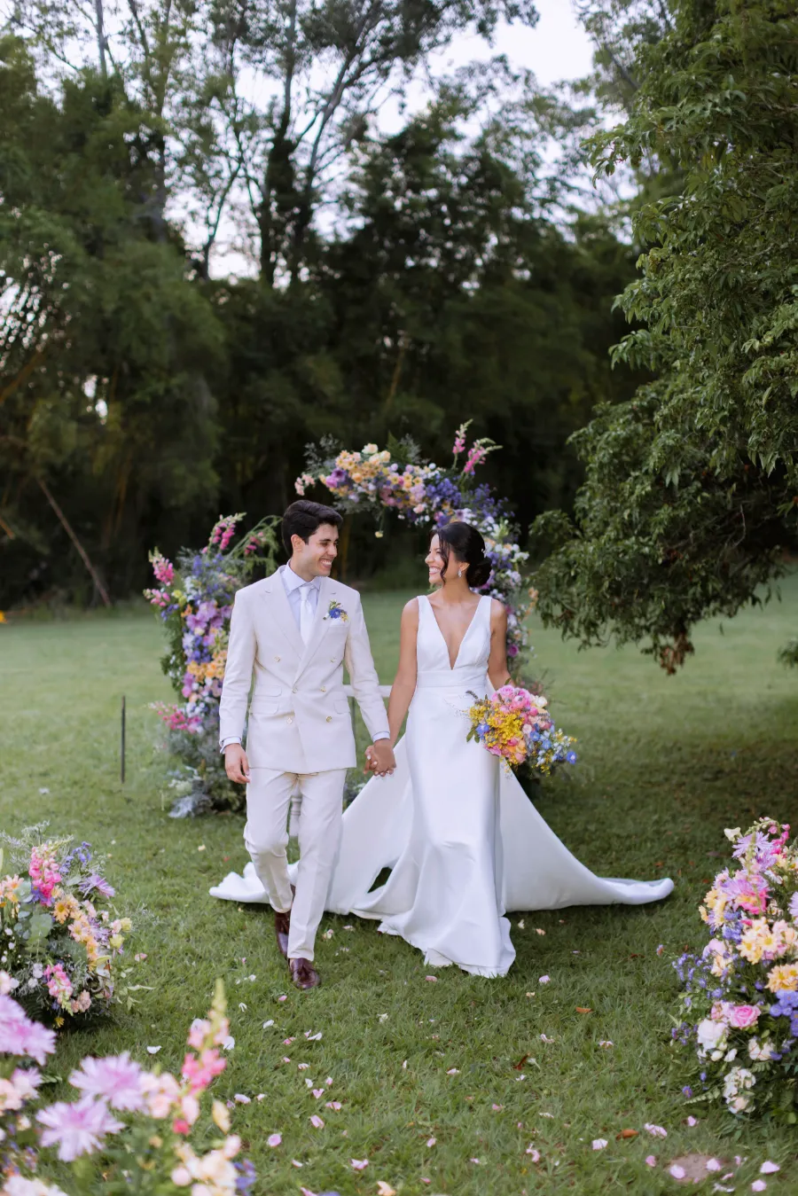 Renovação de votos romântica somente com o casal