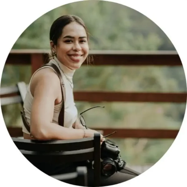 Fornecedor Logo: Bea Nascimento – Nascimento Fotos e Vídeo