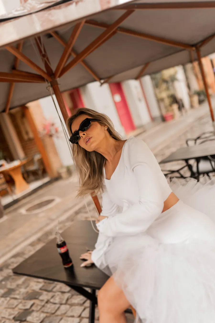 noiva com oculos de sol