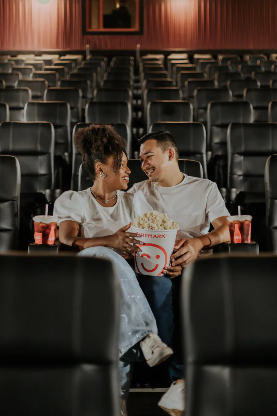 casal no cinema