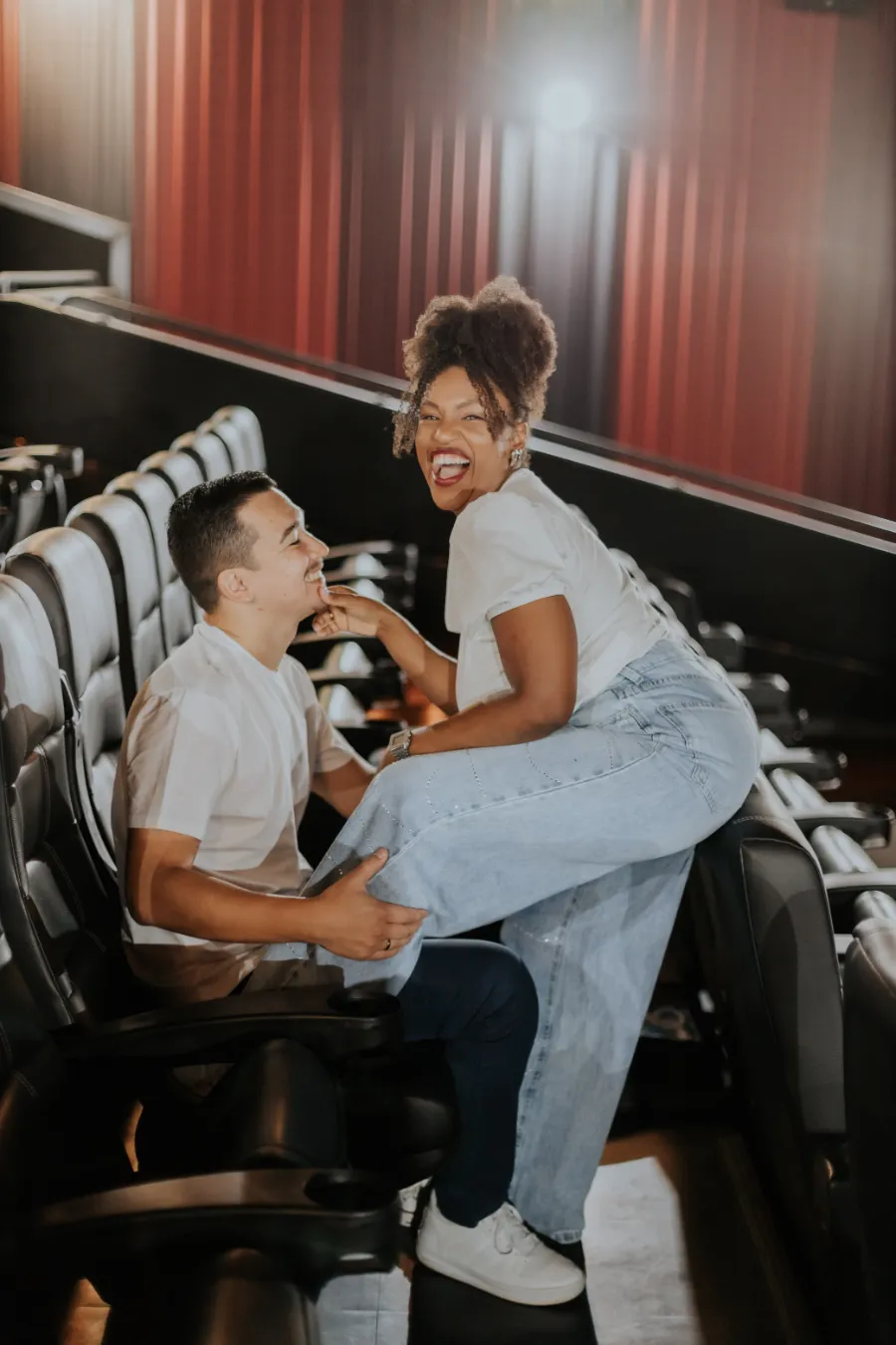 casal no cinema