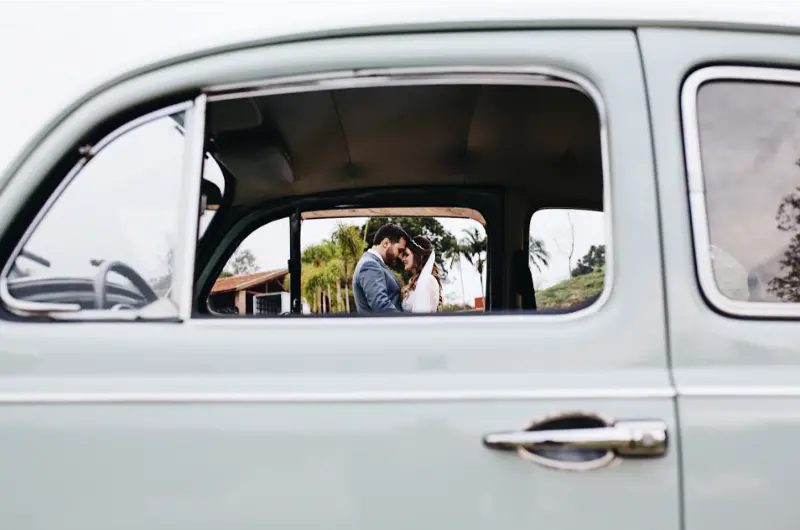 Kuriaki Stabile Fotografia da janela de um fusca