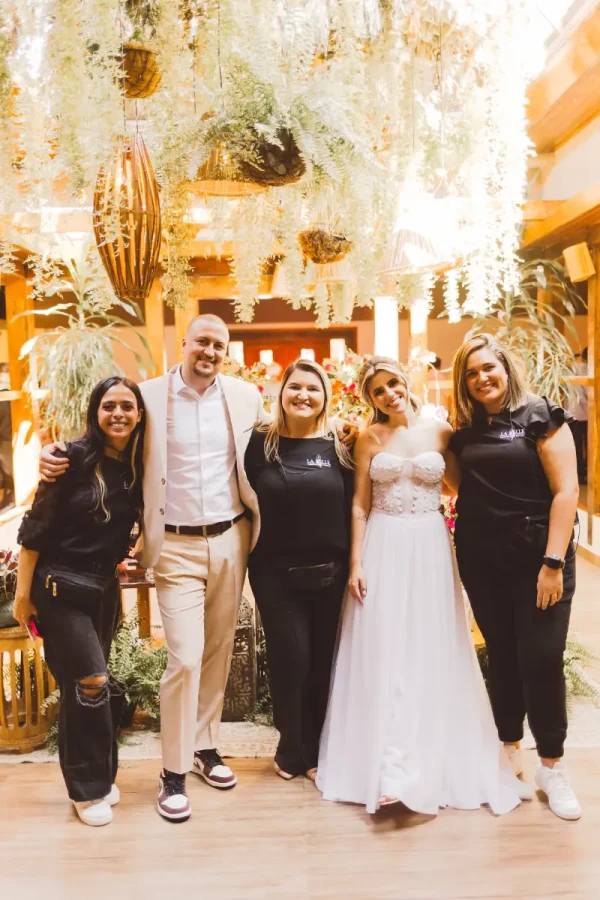 capa fornecedor: La Belle Assessoria