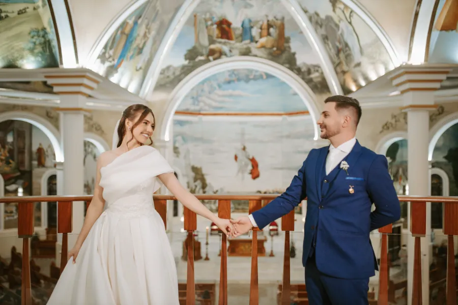 noivos na igreja