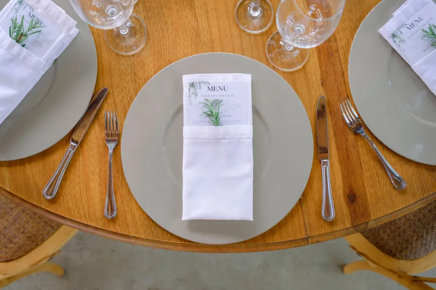 mes aposta minimalista e elegante