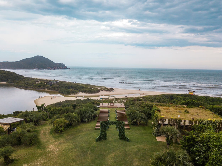 Casamento na praia: tudo o que você precisa saber