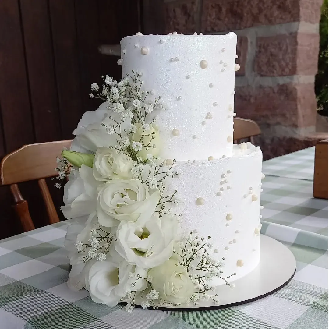 bolo para bodas de perolas