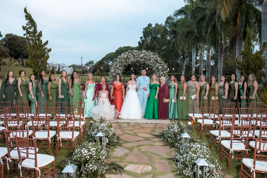 Casamento à Beira do Lago: Um Sonho no Giardino di Menis