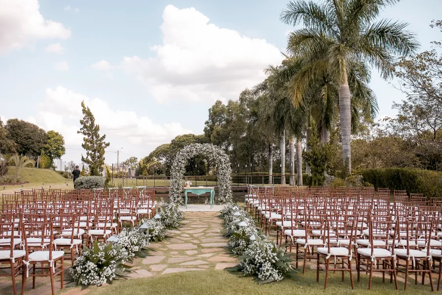 Casamento à Beira do Lago: Um Sonho no Giardino di Menis