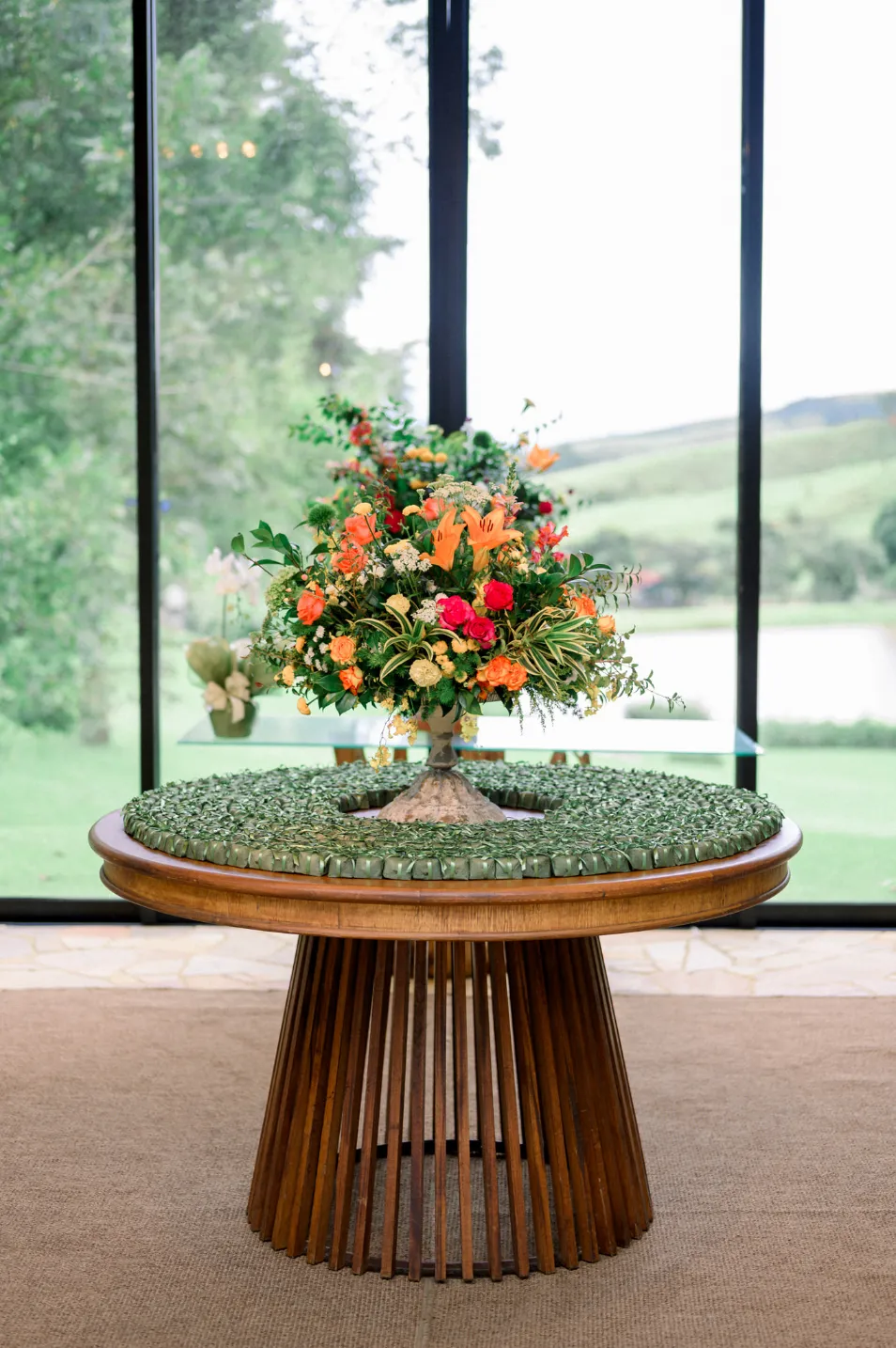 Vestido Minimalista: Como Tendência Virou Destaque em Casamento