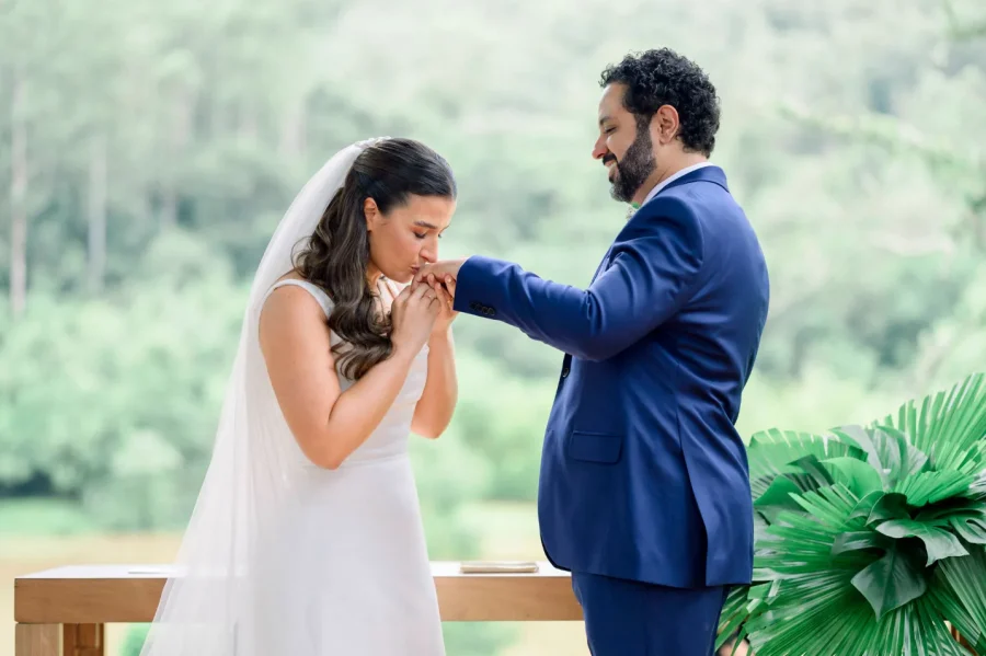 Vestido Minimalista: Como Tendência Virou Destaque em Casamento