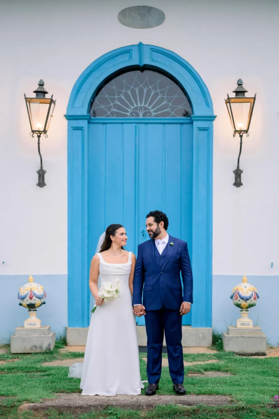 Vestido Minimalista: Como Tendência Virou Destaque em Casamento