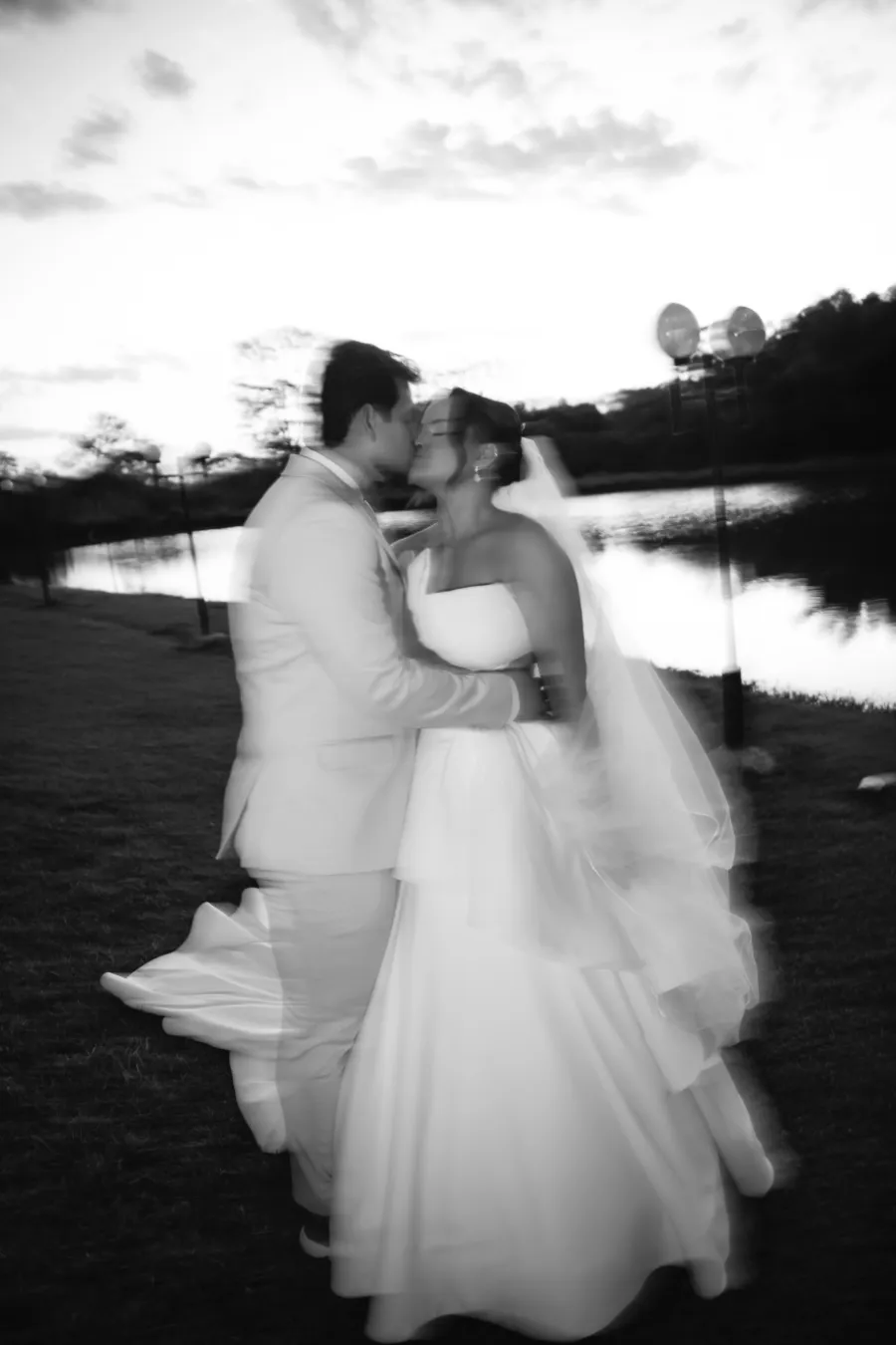  casamento-verde-e-branco-ao-ar-livre (15)