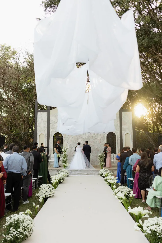  casamento-classico-ao-ar-livre (25)