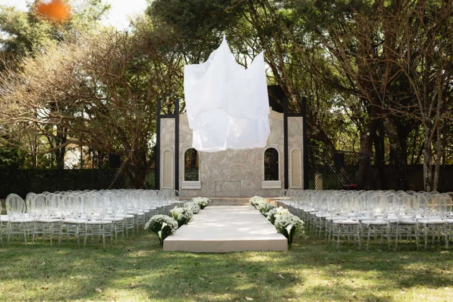 espaço de casamento decorado no estilo europeu