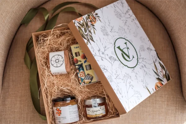 capa post: convite para padrinhos em casamenot com tema laranja