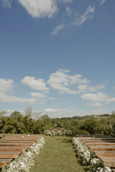 Madrinhas de candy color: como criar uma paleta leve e delicada