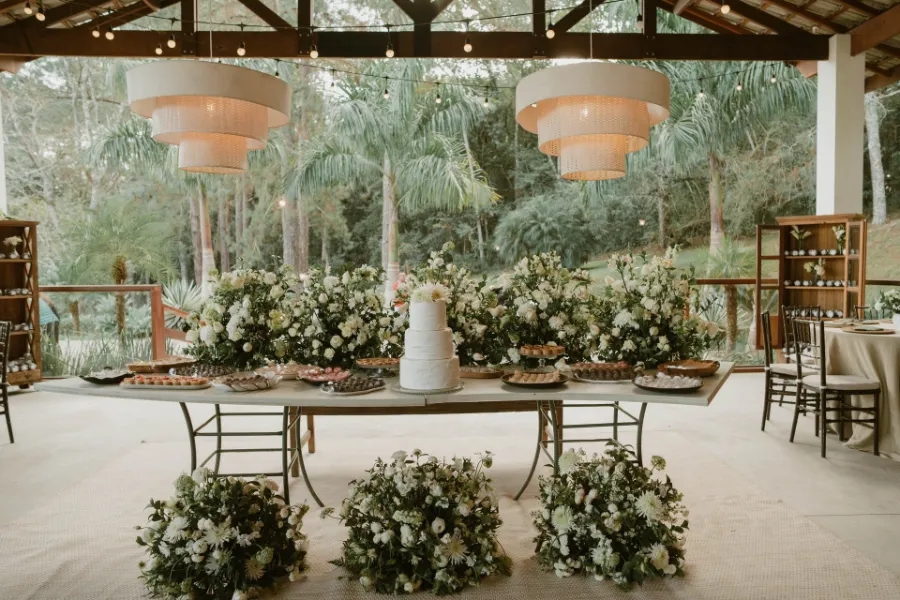 Madrinhas de candy color: como criar uma paleta leve e delicada