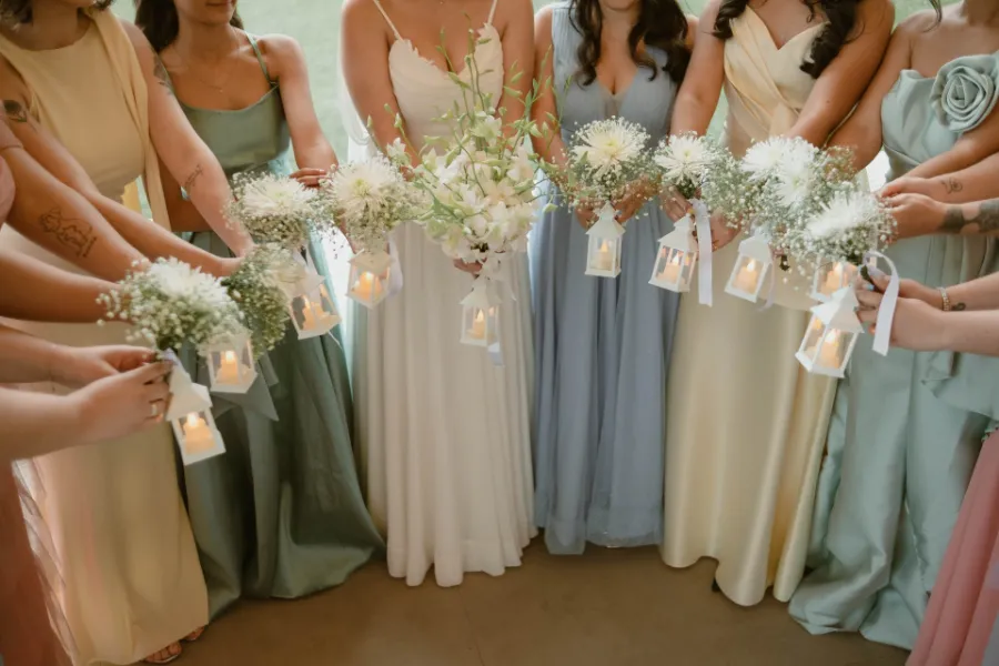 Madrinhas de candy color: como criar uma paleta leve e delicada