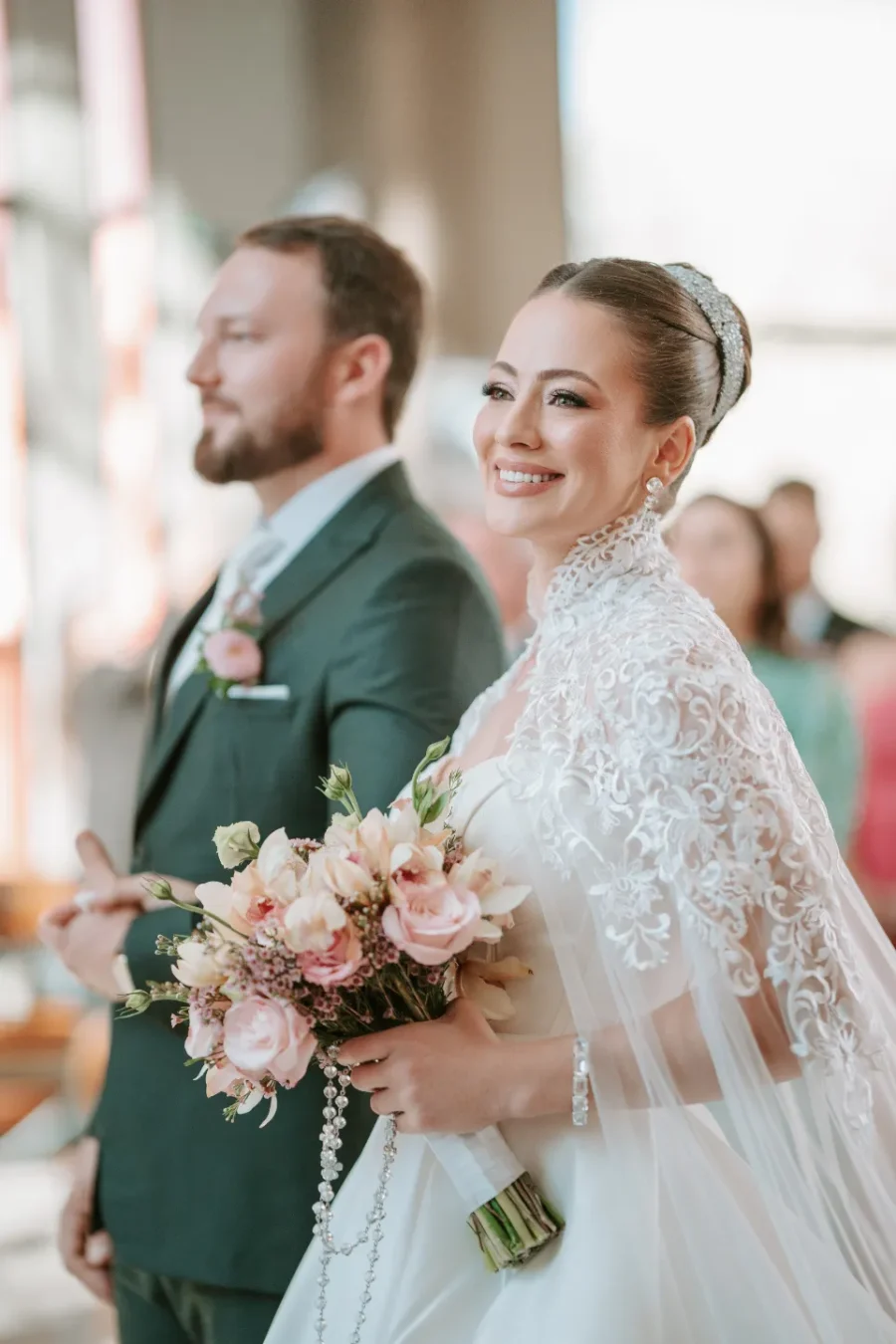  casamento-romantico-na-igreja (13)
