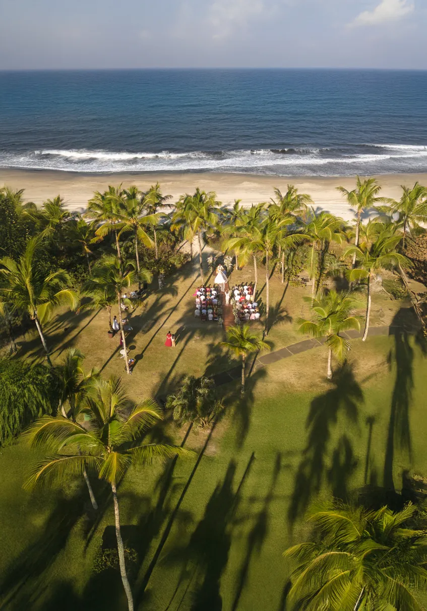 cerimonia de casamento a beira da praia