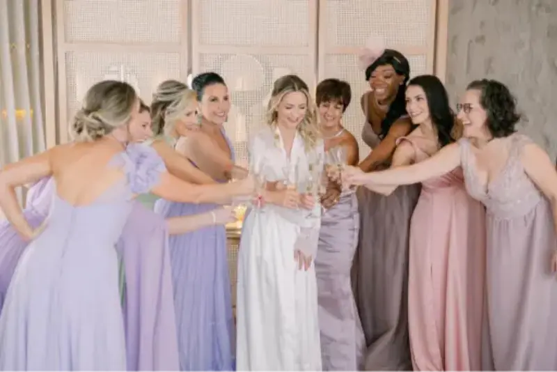 foto de casamento noiva com as madrinhas