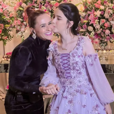 imagem 11 fornecedor: Lótus Cerimonial