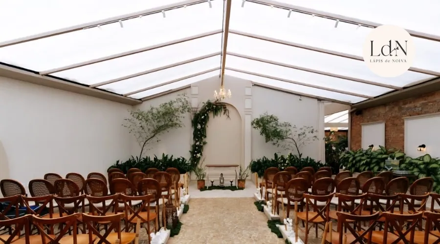 espaço de casamento coberto